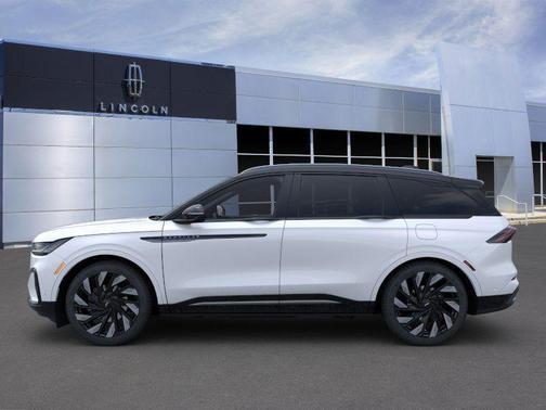 2024 Lincoln Nautilus Reserve