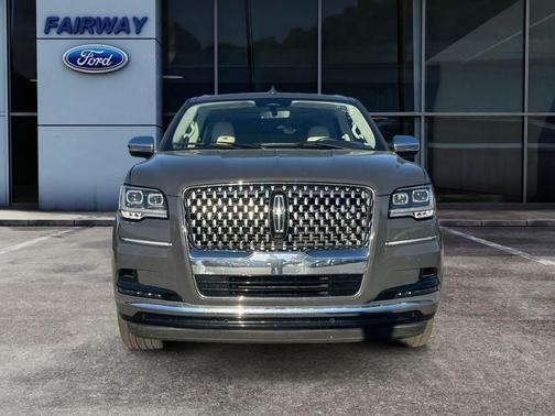 2023 Lincoln Navigator L Black Label