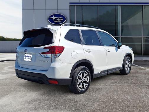 2020 Subaru Forester Premium