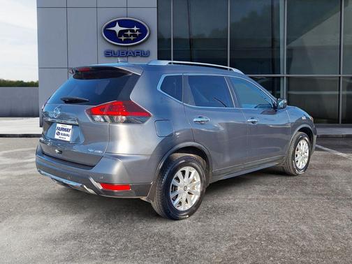 2019 Nissan Rogue SV