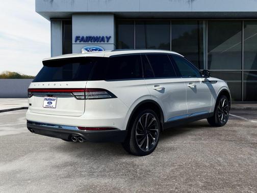 2023 Lincoln Aviator Reserve AWD