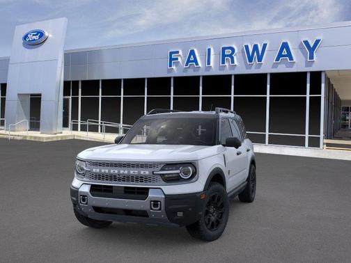 Space White Metallic 2026 Ford Bronco Sport Badlands