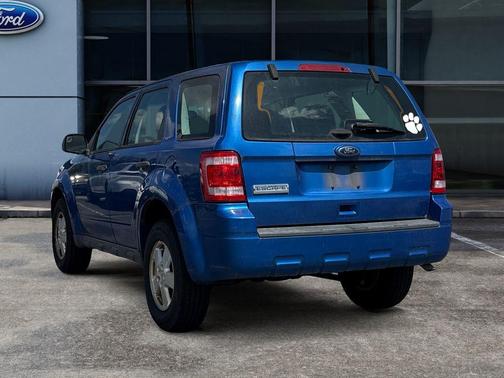 2011 Ford Escape XLS
