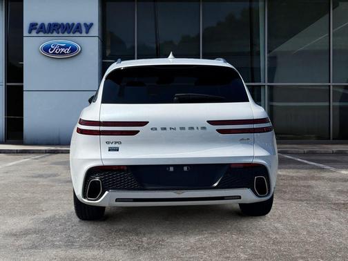 2025 Genesis GV70 2.5T
