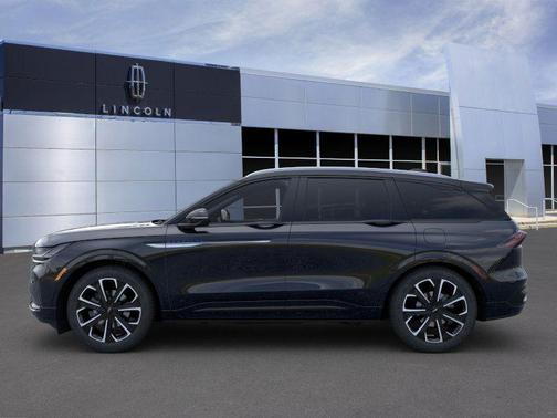 2025 Lincoln Nautilus Reserve