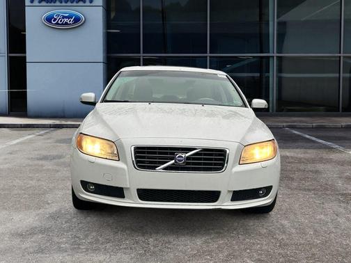 Ice White 2009 Volvo S80 3.2