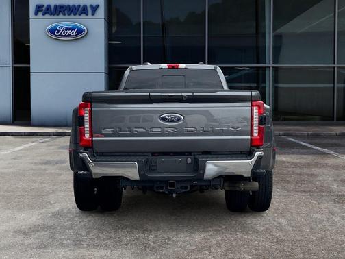 2023 Ford F-350 Lariat Super Duty