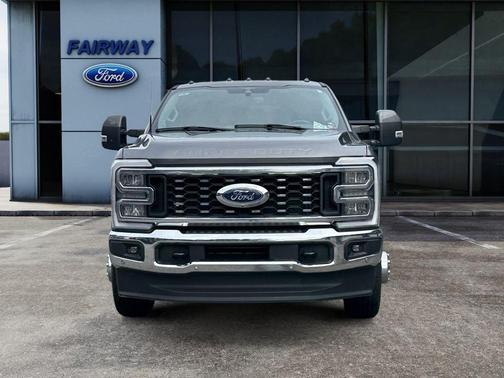 2023 Ford F-350 Lariat Super Duty