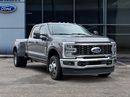 2023 Ford F-350 Lariat Super Duty