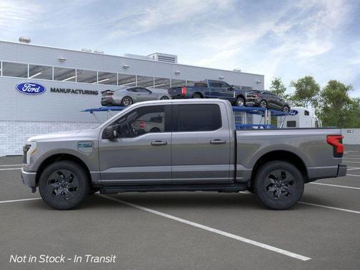 2025 Ford F-150 Lightning Flash