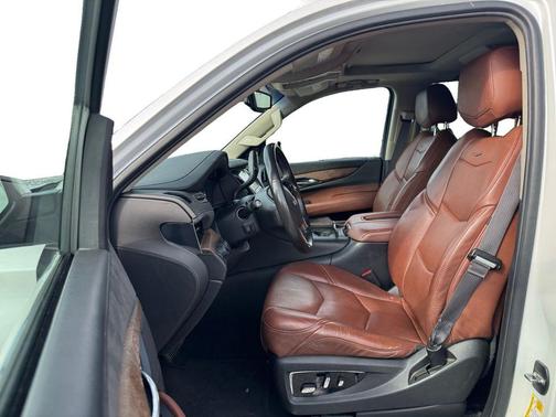 2016 Cadillac Escalade ESV Premium