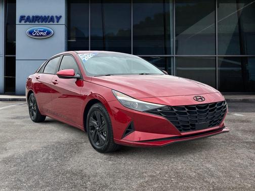 2021 Hyundai ELANTRA SEL