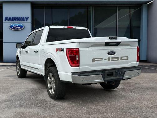 Oxford White 2022 Ford F-150 XLT
