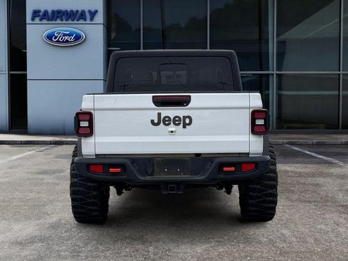 2022 Jeep Gladiator Mojave