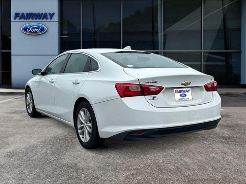 Summit White 2016 Chevrolet Malibu 1LT