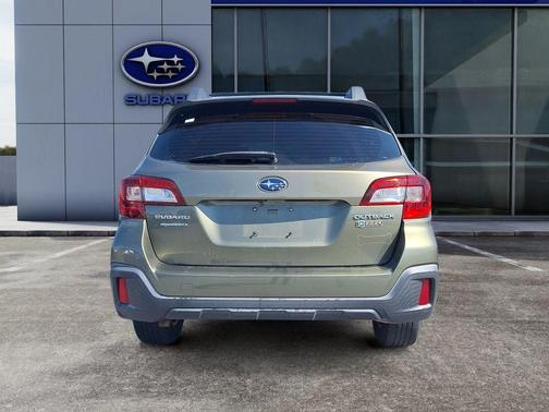 2018 Subaru Outback 2.5i