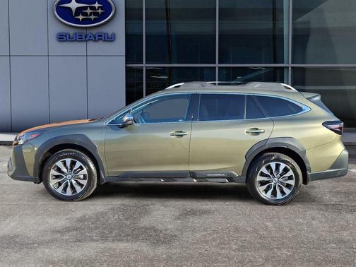 2025 Subaru Outback Touring XT
