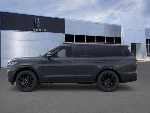 Starlight 2026 Lincoln Navigator Reserve