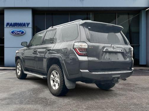 Magnetic Gray Metallic 2019 Toyota 4Runner SR5 Premium