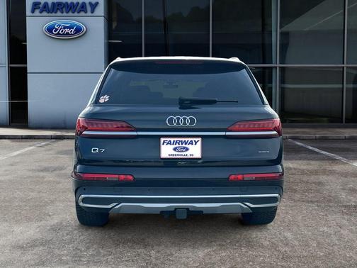 2021 Audi Q7 45 Premium