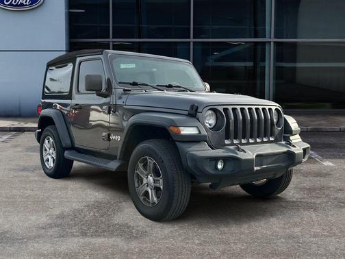 2019 Jeep Wrangler Sport