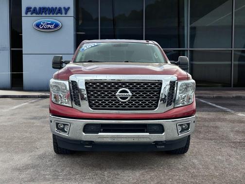 2017 Nissan Titan XD SV