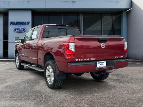 2017 Nissan Titan XD SV