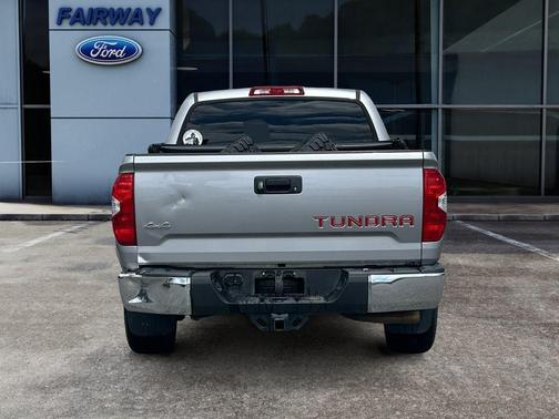 2018 Toyota Tundra SR5