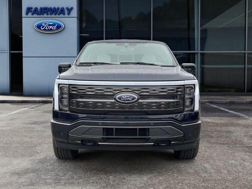 2023 Ford F-150 Lightning Platinum