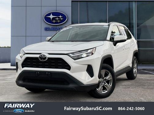 2022 Toyota RAV4 XLE