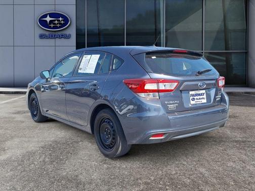2017 Subaru Impreza 2.0i