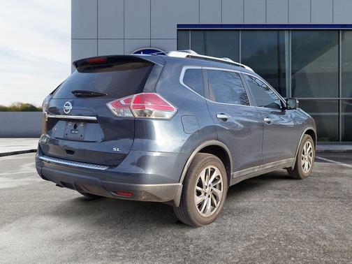 2015 Nissan Rogue SL