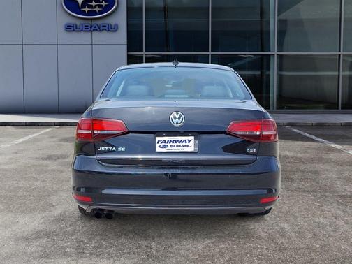 Black 2017 Volkswagen Jetta 1.4T SE