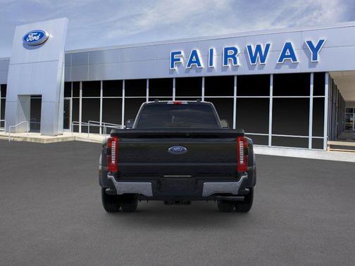 2025 Ford F-350 Lariat Super Duty