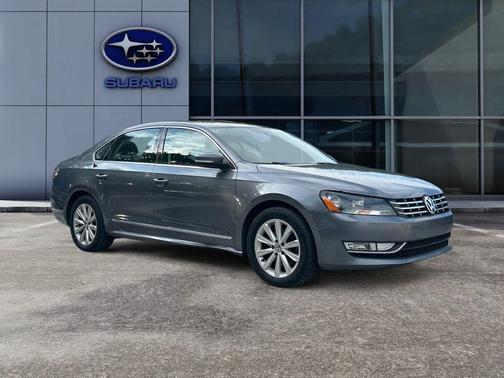 2012 Volkswagen Passat SEL Premium