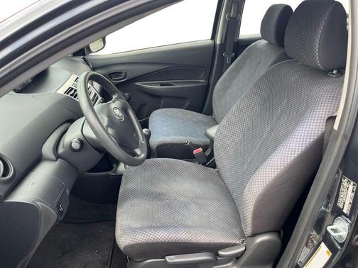 2008 Toyota Yaris