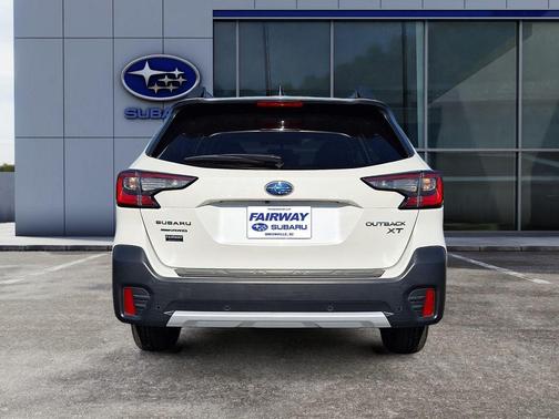 2022 Subaru Outback Limited XT