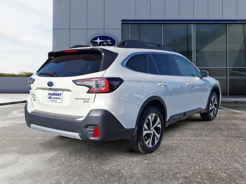 2022 Subaru Outback Limited XT