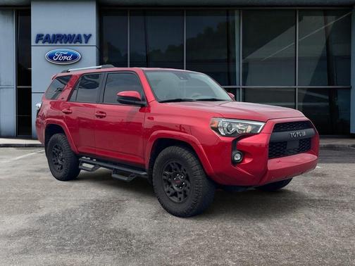 2022 Toyota 4Runner SR5