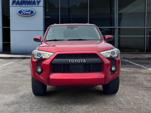 2022 Toyota 4Runner SR5