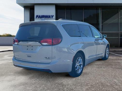 2019 Chrysler Pacifica Touring Plus