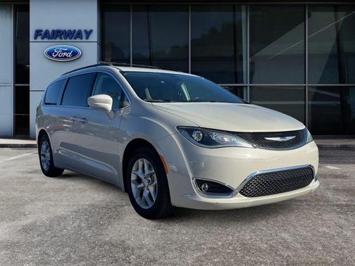 2019 Chrysler Pacifica Touring Plus