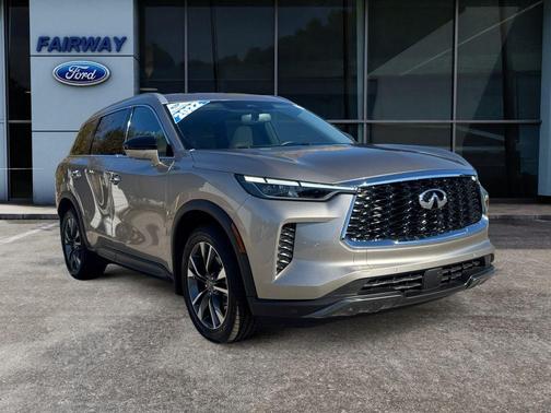 2022 INFINITI QX60 Luxe