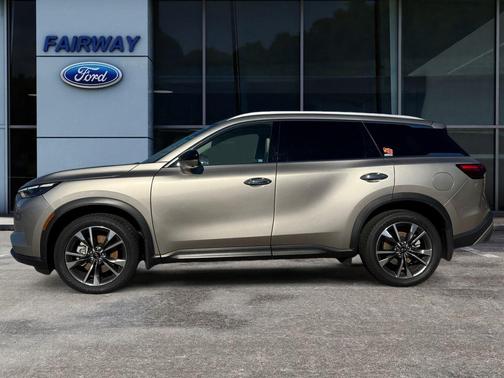 2022 INFINITI QX60 Luxe