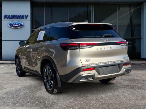 2022 INFINITI QX60 Luxe