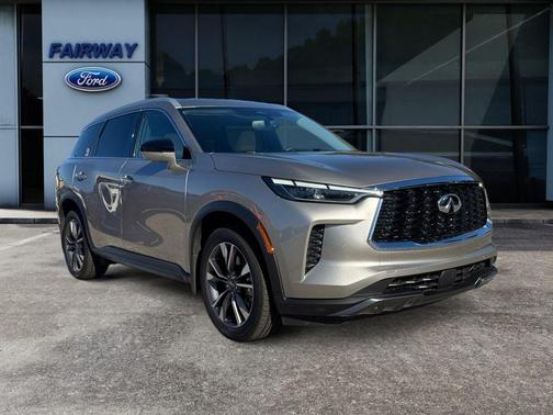 2022 INFINITI QX60 Luxe