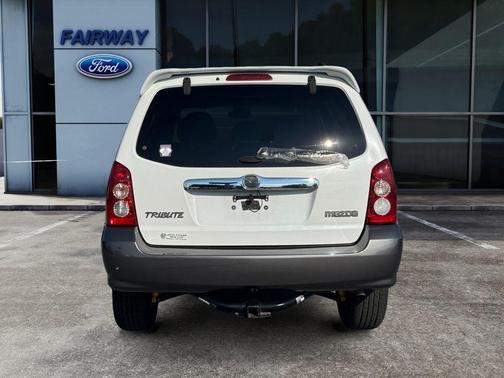 2005 Mazda Tribute s
