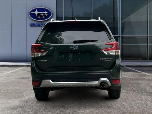 2023 Subaru Forester Touring