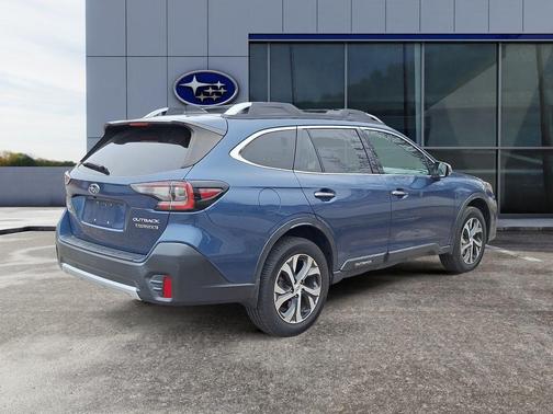2021 Subaru Outback Touring XT