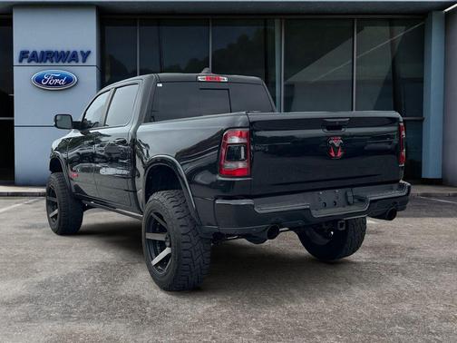 Diamond Black 2019 RAM 1500 Laramie